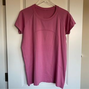 Lululemon Swiftly Tech Short Sleeve Shirt 2.0 Size 14